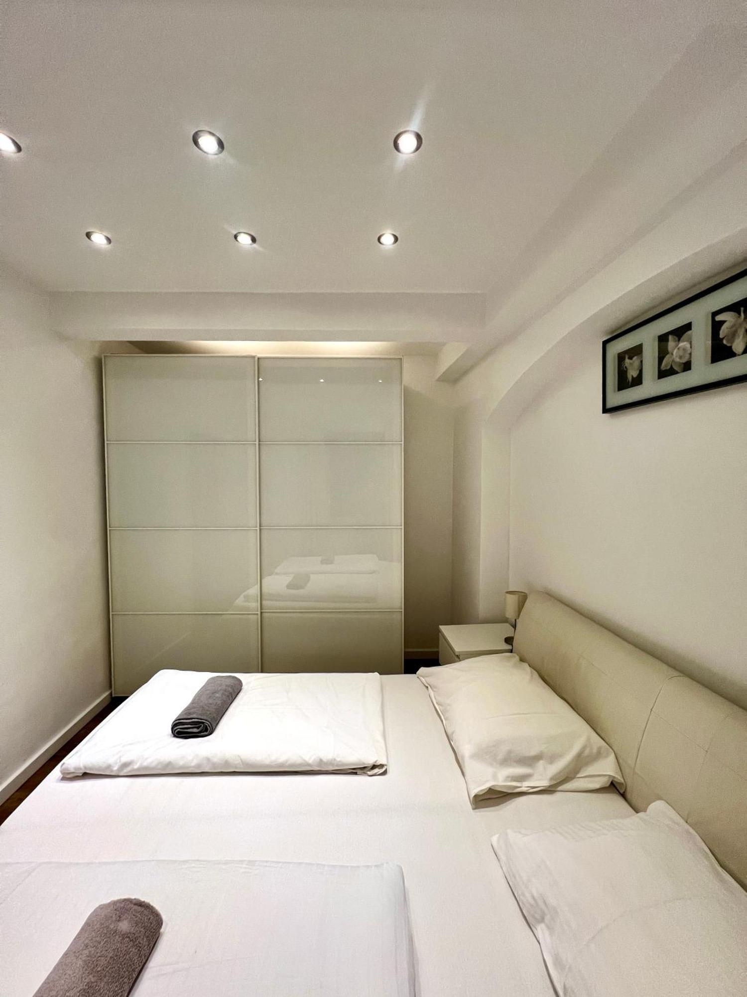 Rema Apartments 1070 Вена Экстерьер фото